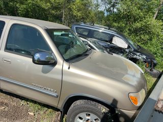 2006 Toyota Tundra SR5 - Exterior Front Right Corner Image